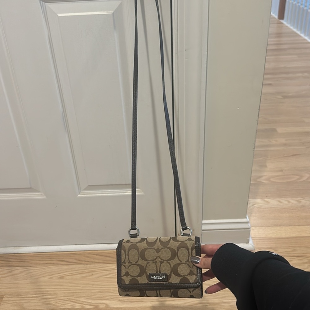 Coach Crossbody - Picture 2 of 3